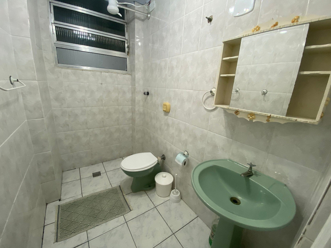 Bathroom 3, Edifício Augustus, São Vicente