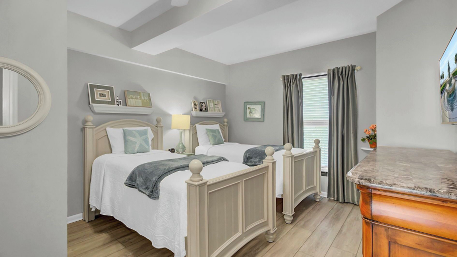 Bedroom 2, 407 A Shipwatch by Avantstay Beach Front Condo w/ Ocean Views, Charleston