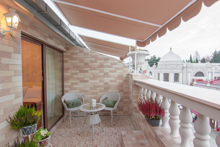 Others 5, King David Hotel, Tbilisi