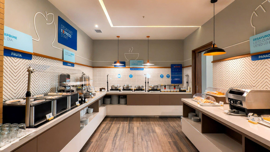 Food & Drinks 4, Holiday Inn Express Villahermosa By IHG, Jalpa de Méndez