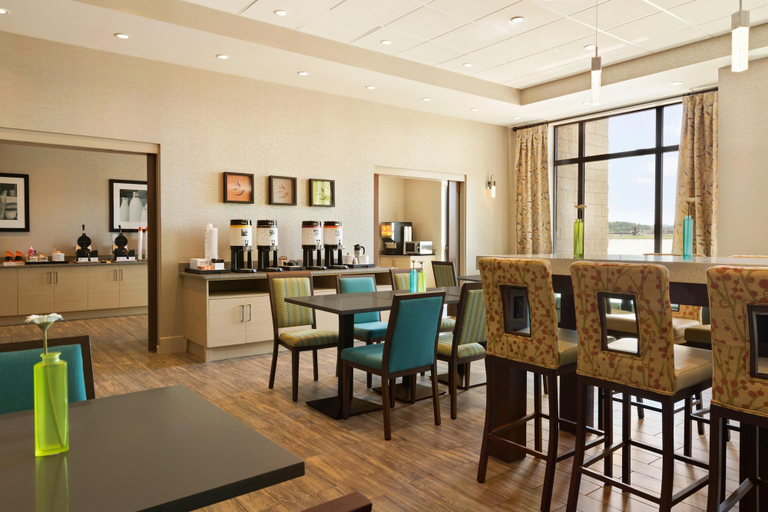 Food & Drinks 4, Hampton Inn by Hilton Edmonton/Sherwood Park, Division No. 11