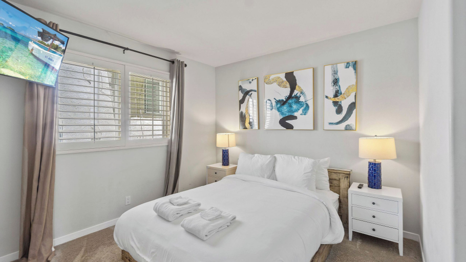 Bedroom 3, Beach Break by Avantstay Oceanfront, View, Patio, Orange