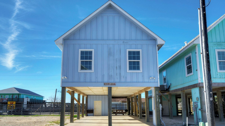 Exterior & Views 2, Waterfront Shared Pool w/ Bay Views, Boat Dock Oscar's Lodge by Avantstay, Nueces