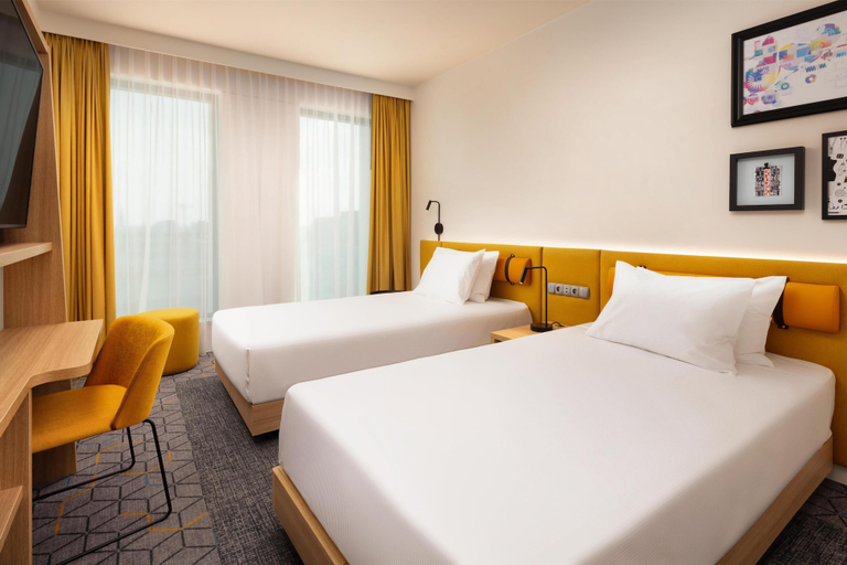 Bedroom 2, Hampton by Hilton Lodz City Center, Łódź