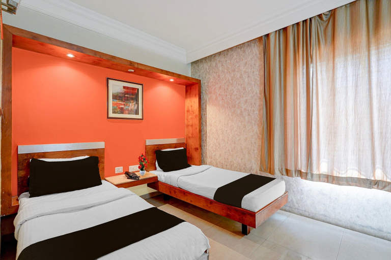 Room 5, Classic Townhouse Indiranagar, Bangalore