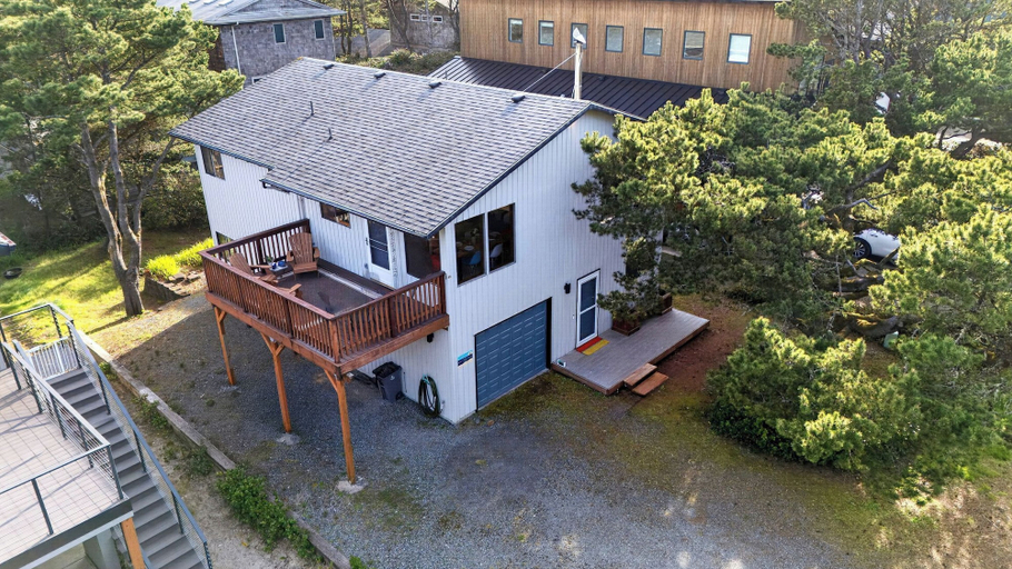 Interior 3, Magic Tree House by Avantstay Fire Pit + Deck + Movie Room Walk to the Beach, Tillamook