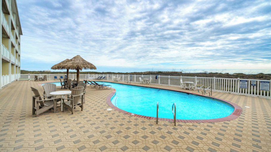 Sport & Beauty 5, Salt & Sun by Avantstay Beach Access + Pool, Nueces