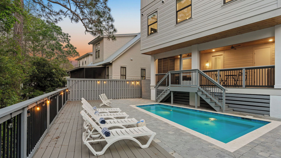 Interior 4, Grayton Dreams by Avantstay Sleeps 32 Group Retreat Pool + Game Room + Golf Carts, Walton