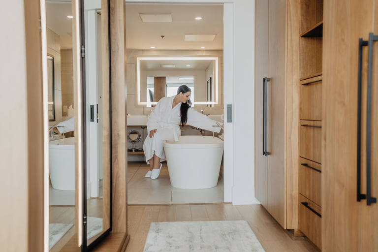 Bathroom 5, Hilton Quebec, Communauté-Urbaine-de-Québec