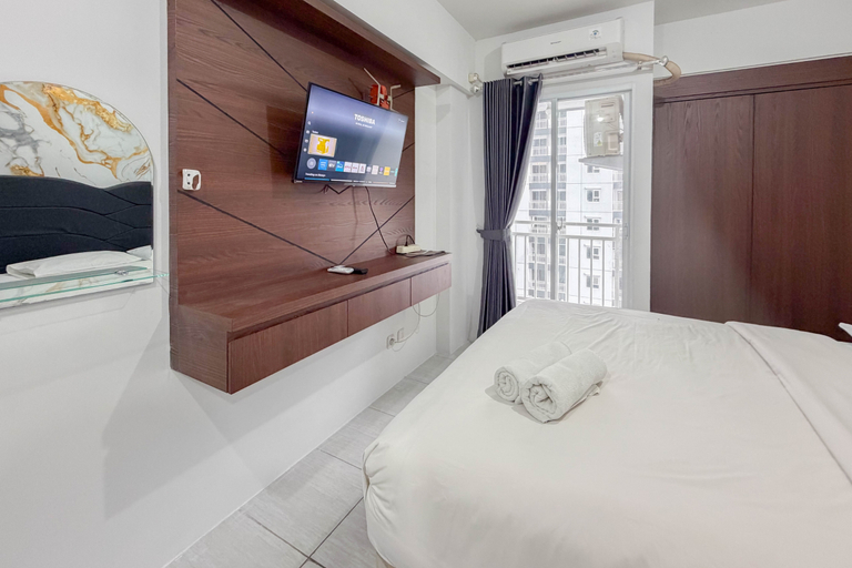 Bedroom 3, Convenient Studio Apartment Suncity Residence By Travelio, Sidoarjo