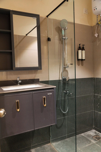 Bathroom 3, LUMIS STUDIO APARTMENT, Hyderabad