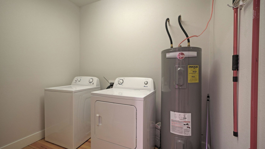 Bathroom 4, Coastal Escape w/ Pond Views + Pool Access Grahams Getaway by Avantstay, Nueces