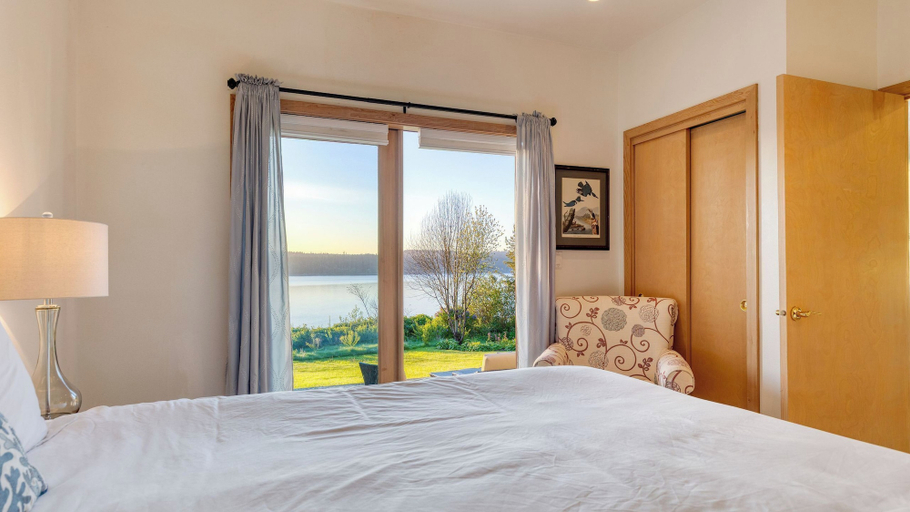 Bedroom 5, Orca Ridge on Resort Road by Avantstay A+ Views, Island