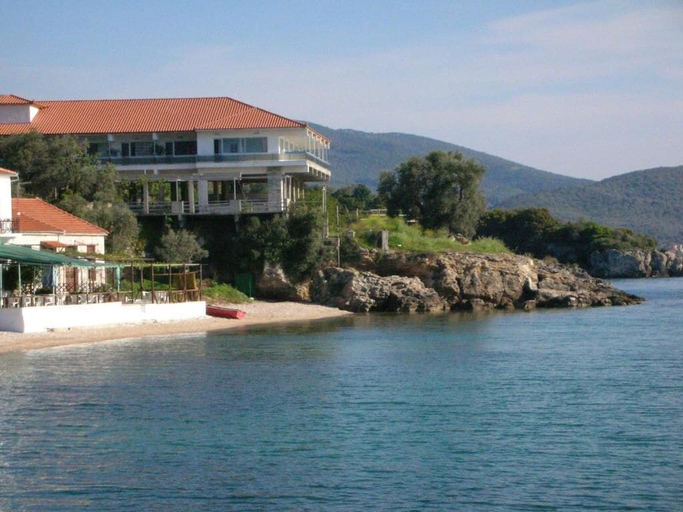 Exterior, Nicolas, Thessaly