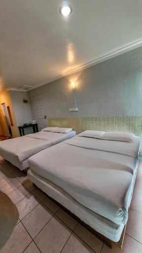 Bedroom, Highway Inn, Mukah