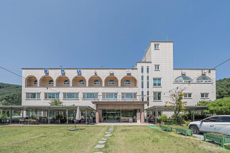 Exterior & Views 1, Hongcheon M Hotel, Hongcheon