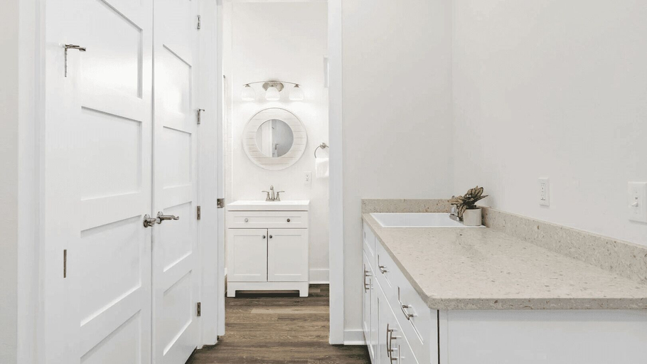 Bathroom 4, Wanderlust by Avantstay Walk to Beach + Pool New Construction, Bay