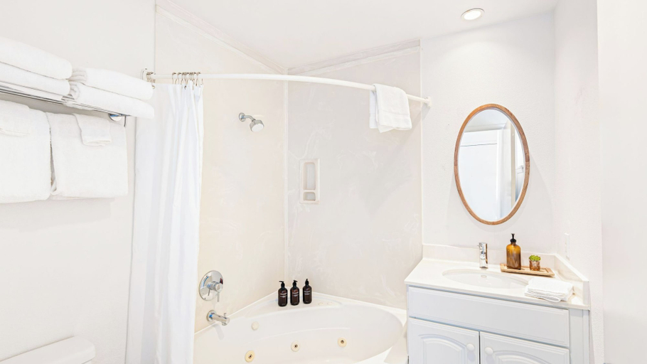 Bathroom 4, 2 Coastal Studios at Cayucus Beach Access + Ocean Views, San Luis Obispo