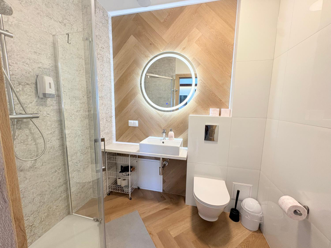 Bathroom 2, Kwietny Stoczek 70, Hajnówka