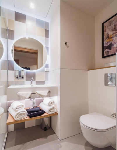 Bathroom 4, Hampton by Hilton Lodz City Center, Łódź