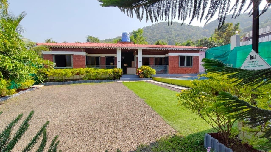 Exterior 2, Maitri Resort, Raigarh