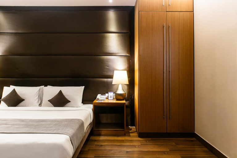 Bedroom 3, Udman Hotel Panchshila Park, Delhi