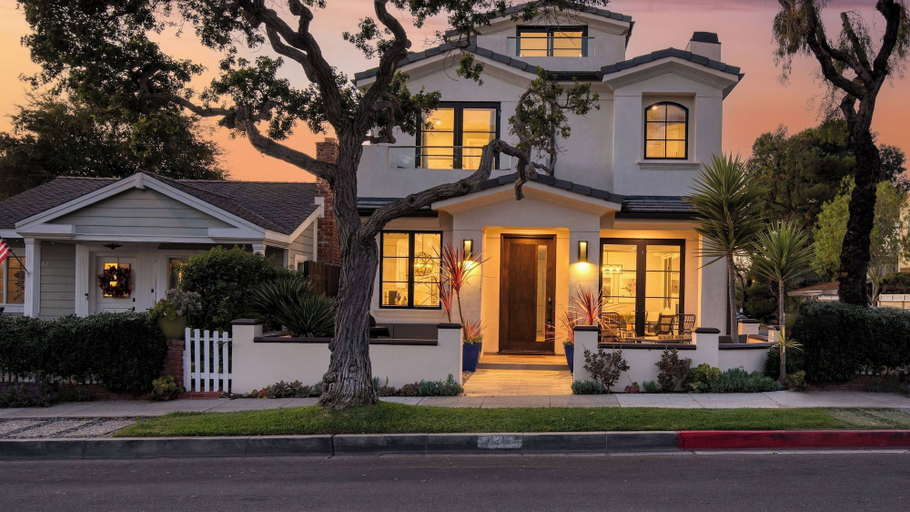 Exterior & Views, Sea Crown by Avantstay 5mins From the Beach w/ Multiple Terraces! Permit#slp13639, Orange