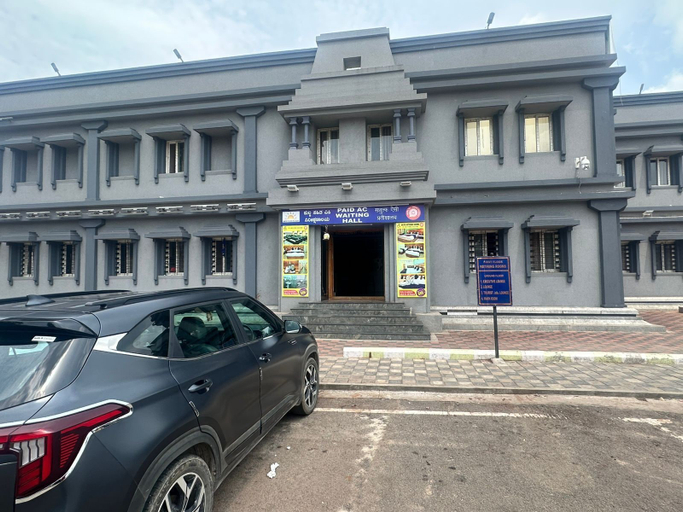 Exterior & Views 2, IRCTC HOTEL HOSPET, Bellary