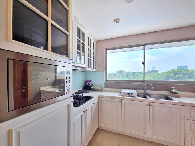 Private kitchen 5, Summit By SanLiving - 2BR, Jakarta Pusat