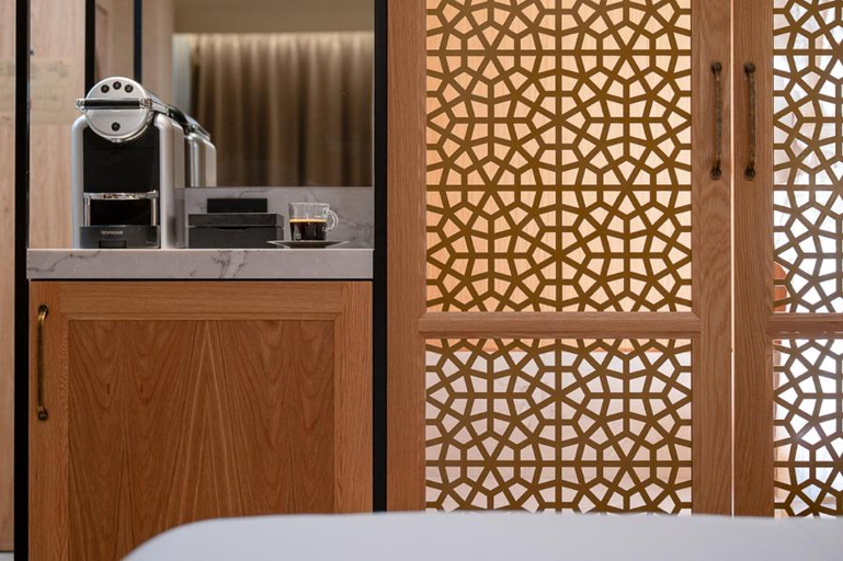 Bedroom, Leonardo Plaza Jerusalem Hotel