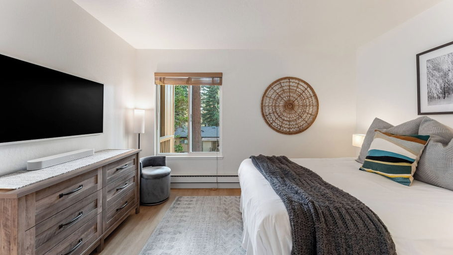 Bedroom 3, Tahoe Dreamin by Avantstay Central Location, Washoe