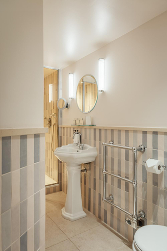 Bathroom 3, Maison La Boheme Montmartre - Studios & Apartments, Paris