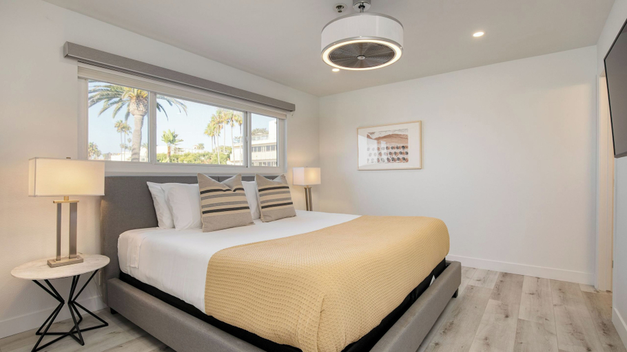 Bedroom 3, Oceanfront in La Jolla, Steps to Beach, Shops, Dining Dawn Patrol by Avantstay, San Diego