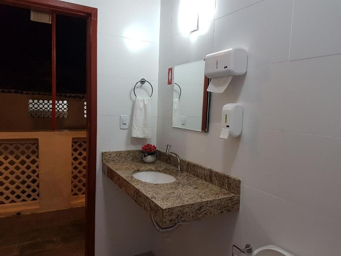 Bathroom, Hostel Casa de Avany, Cachoeira