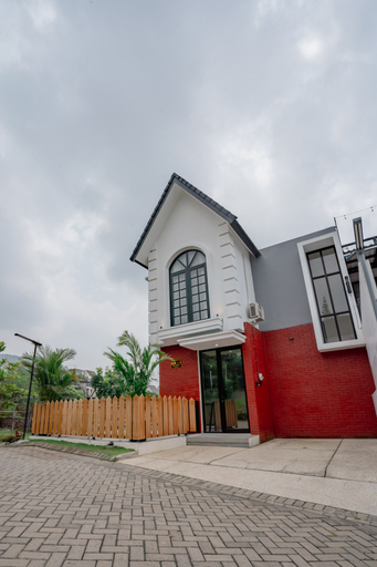 Others 4, Asri Panderman Villa J-3, Malang