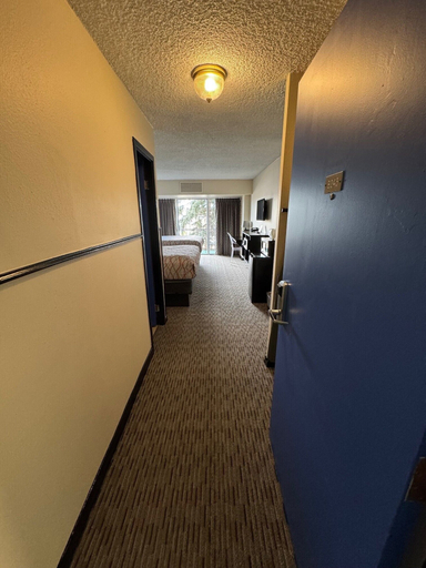 Others 5, Satellite Hotel, El Paso
