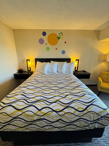 Bedroom 3, Satellite Hotel, El Paso