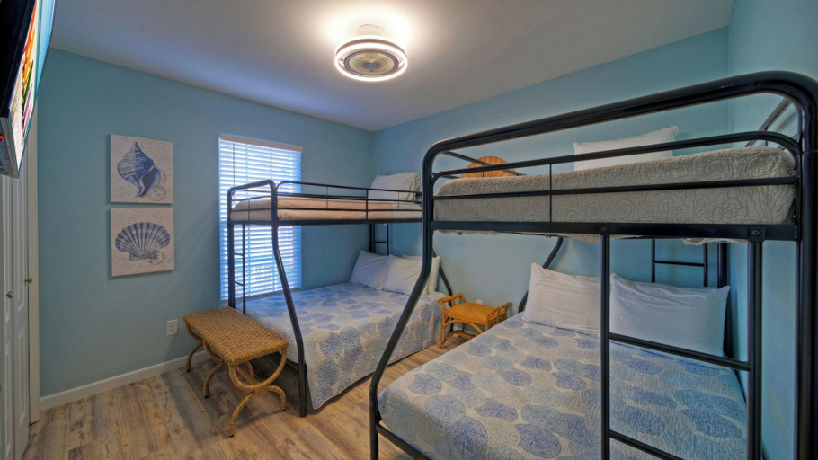 Interior 2, Casa Sueño by Avantstay Spa + Firepit + Ship Channel Views + Walk to Nature Preserve, Nueces