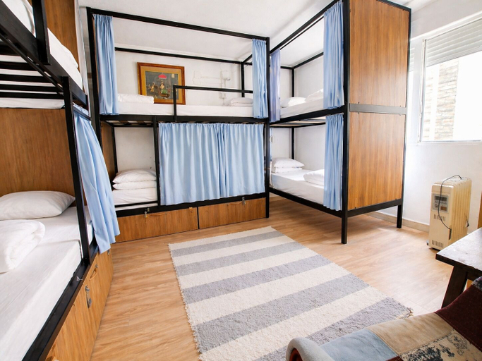 Bedroom 4, Hostal El Cascabel - Hostel, Granada