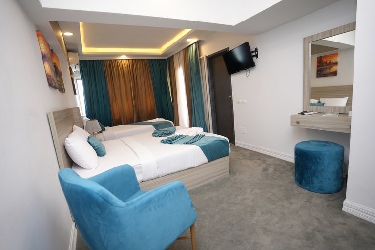 Bedroom 3, Mar Charbel Hotel, 'Abdin