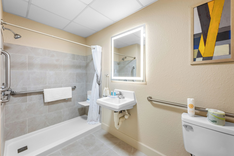 Bathroom 3, Comfort Inn Pikeville, Pike