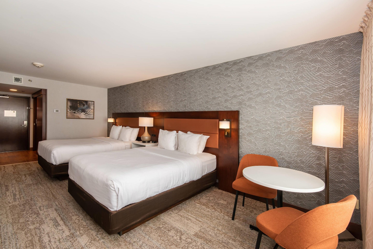 Bedroom 3, Quality Inn & Suites, Vallée-de-l'Or