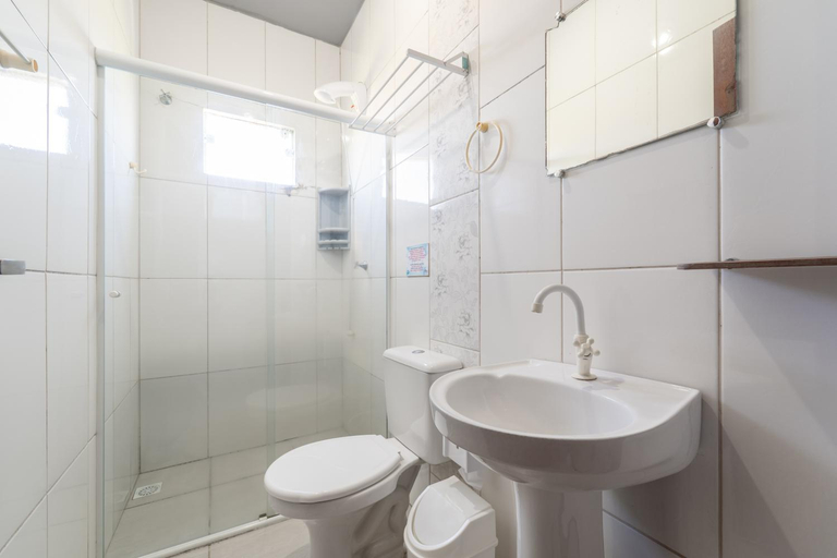Bathroom 3, Do Parque Pousada, Penha