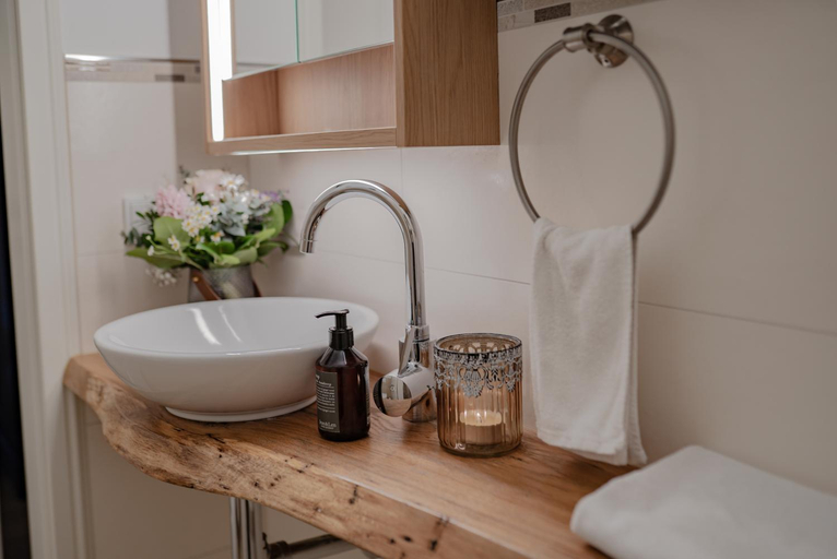 Bathroom 3, Landgut zur Muhle, Erding