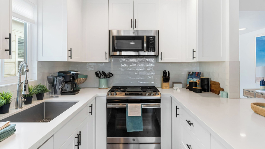 Others 5, Coastal-chic Newport Stay Steps to the Beach, Dining & Boardwalk Optional Add-on Unit, Orange