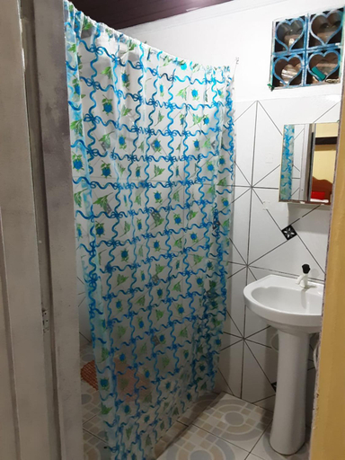 Bathroom 2, Albergue Flor do Caribe, Parintins