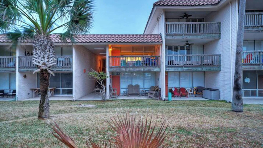 Exterior & Views 2, Stay Palm by Avantstay Boardwalk, Pool, Nueces