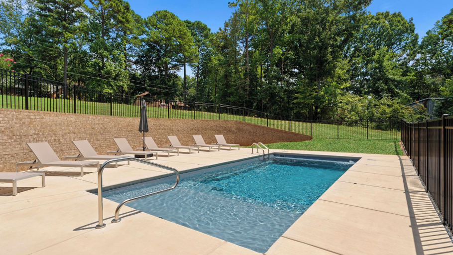 Sport & Beauty 5, Hideaway Cove Private Dock, Firepit, New Build, Iredell