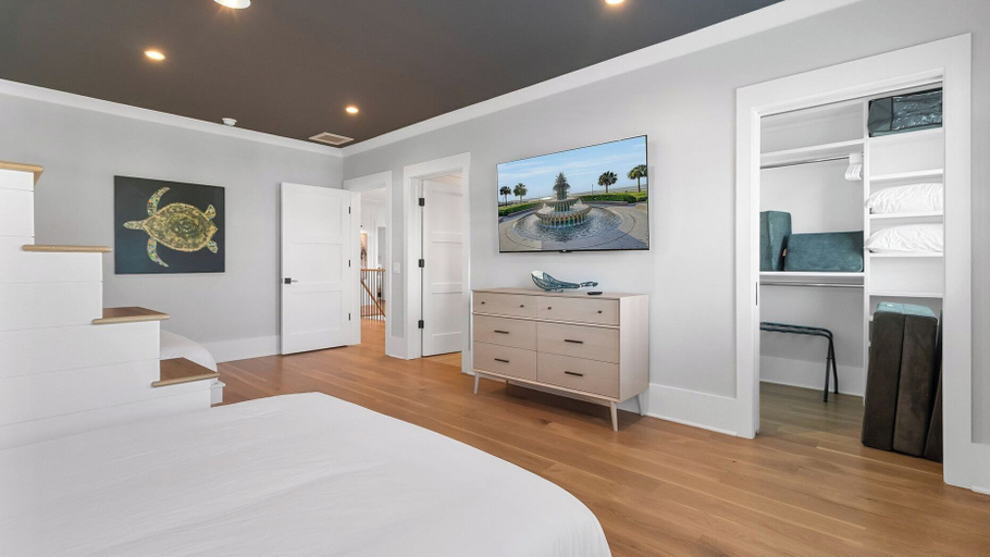 Bedroom 3, 712 Ocean Blvd by Avantstay New Construction w/ Pool, Game Zone, Private Beach Access, and Oceanfront Views, Charleston