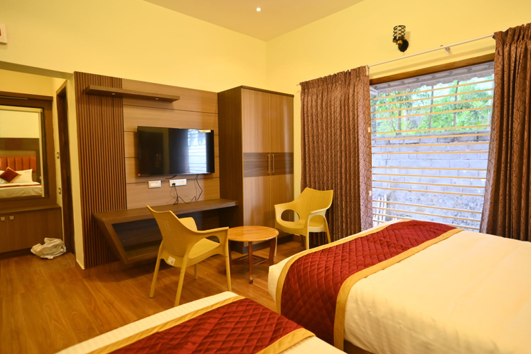Room 3, KULIR KODAI INN, Dindigul